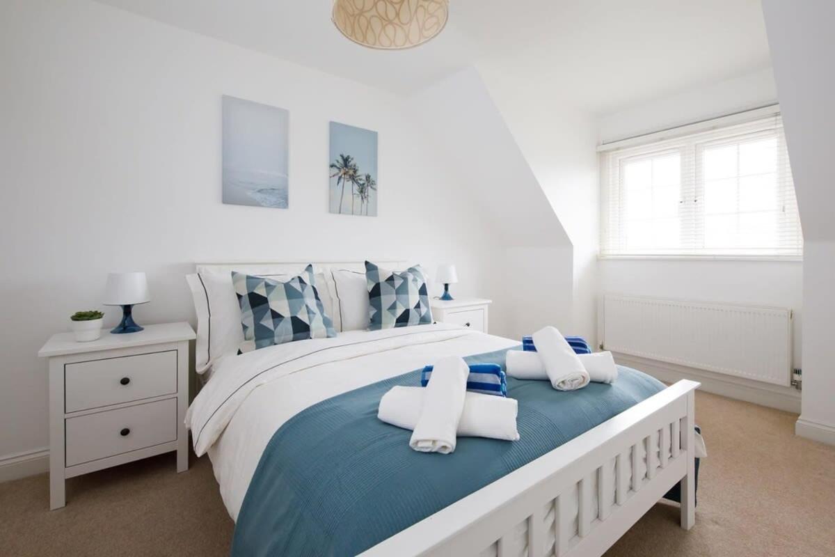 Modern & Stylish Seaside Family Home Chichester Exterior photo